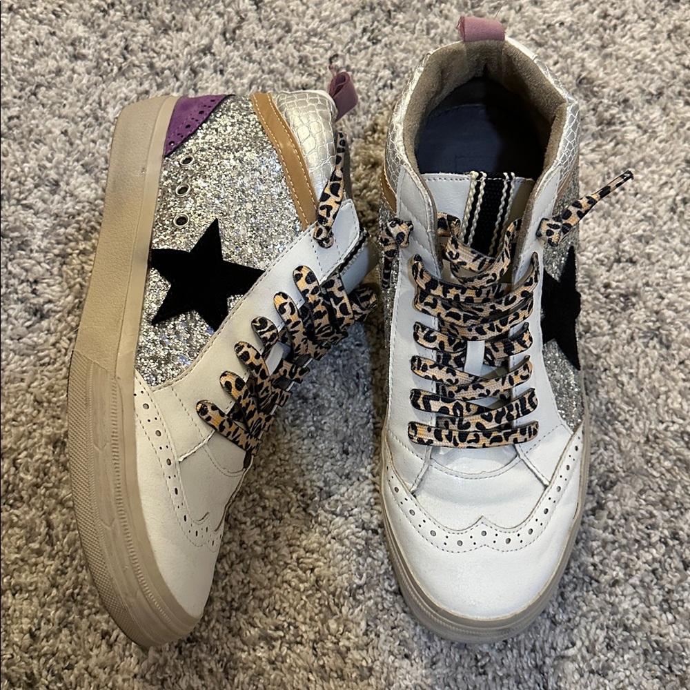 ShuShop Stylish Glitter High-Top Sneakers with Star Design - Size 7